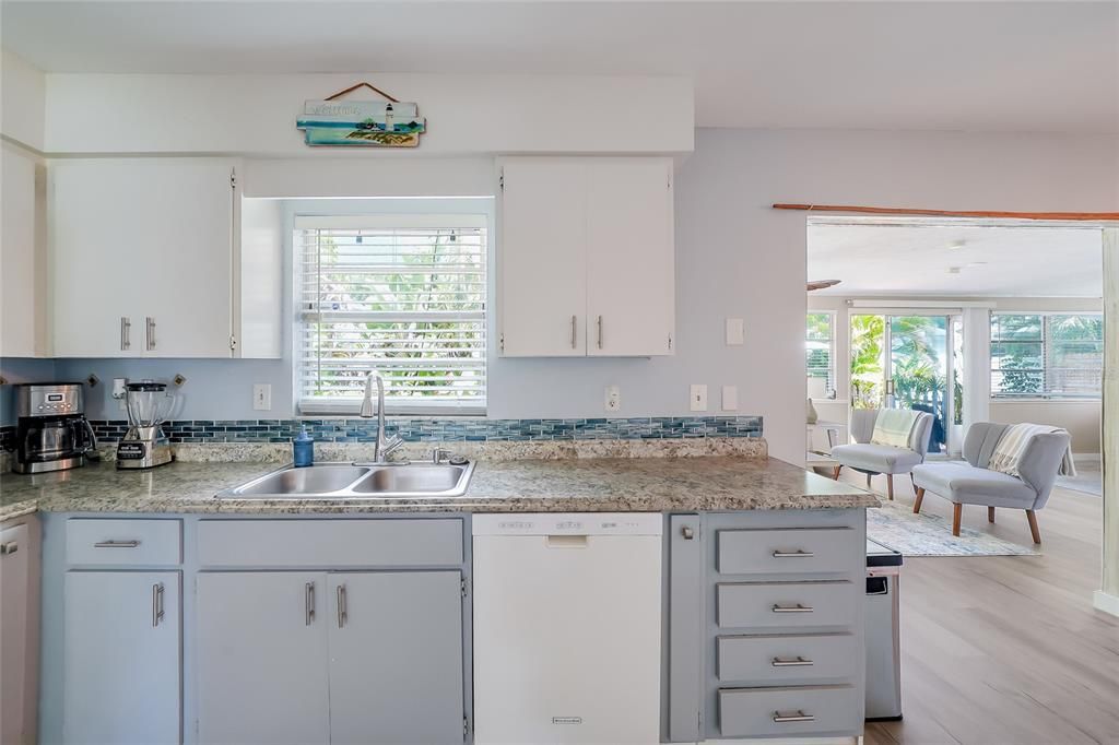 En Venta: $615,000 (3 camas, 2 baños, 1532 Pies cuadrados)