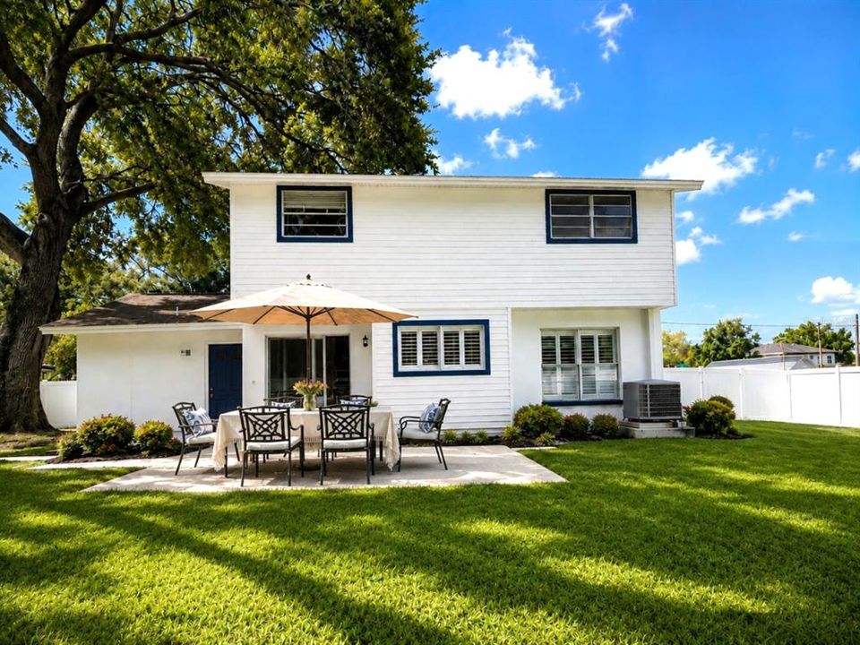 Active With Contract: $558,500 (4 beds, 2 baths, 2049 Square Feet)