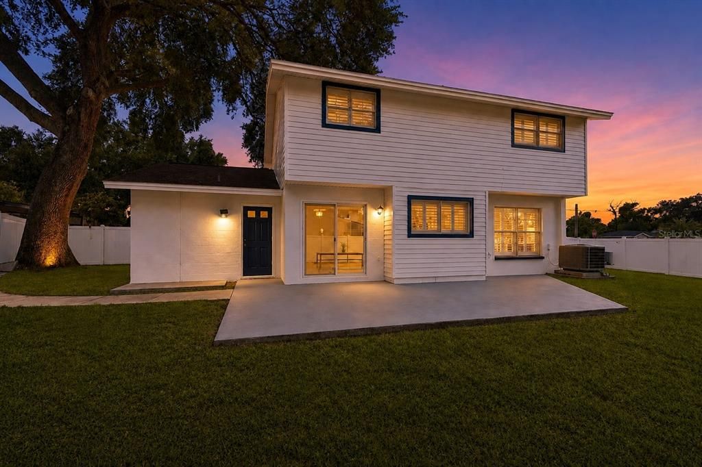 Active With Contract: $558,500 (4 beds, 2 baths, 2049 Square Feet)