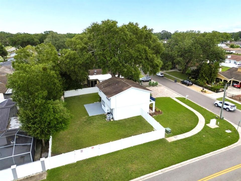 Active With Contract: $558,500 (4 beds, 2 baths, 2049 Square Feet)
