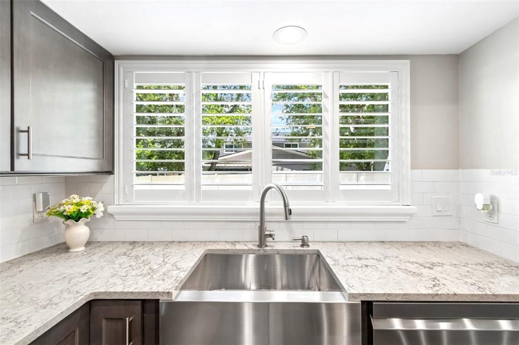 Active With Contract: $558,500 (4 beds, 2 baths, 2049 Square Feet)