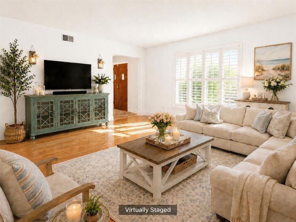 Active With Contract: $558,500 (4 beds, 2 baths, 2049 Square Feet)