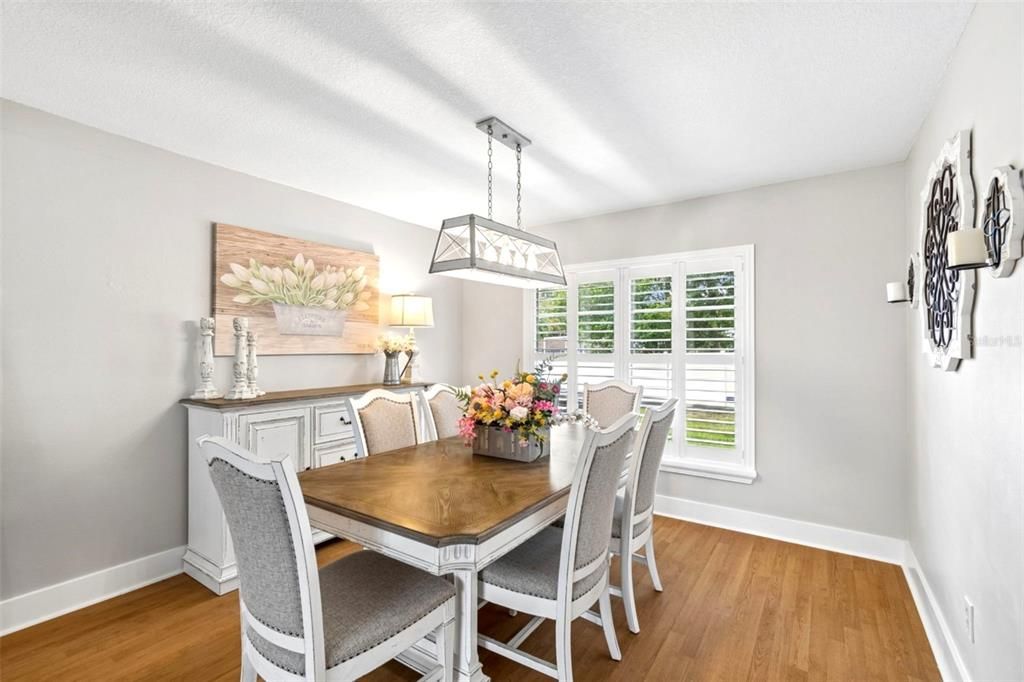 Active With Contract: $558,500 (4 beds, 2 baths, 2049 Square Feet)