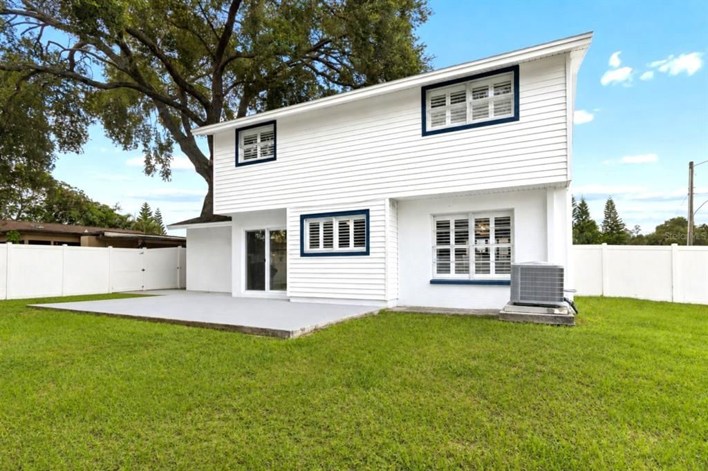 Active With Contract: $558,500 (4 beds, 2 baths, 2049 Square Feet)
