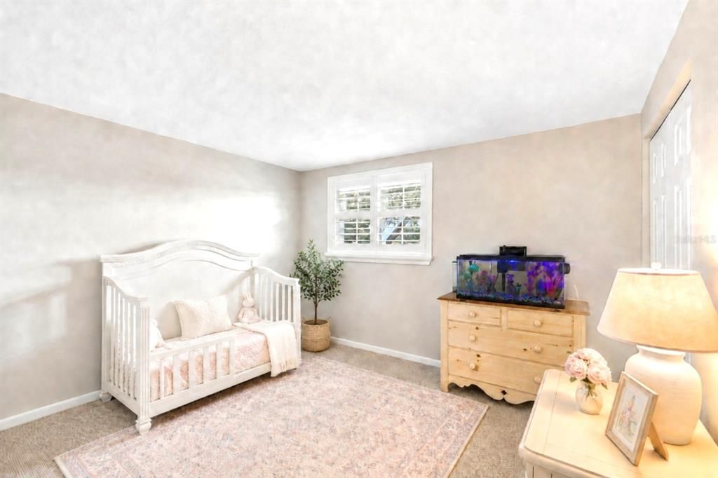 Active With Contract: $558,500 (4 beds, 2 baths, 2049 Square Feet)