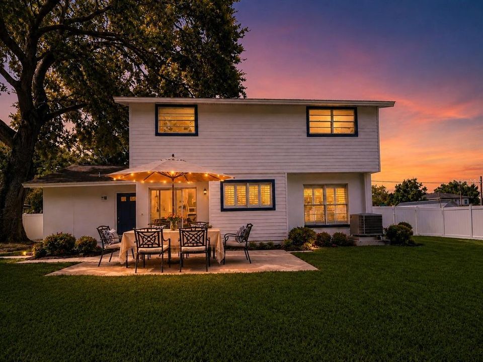 Active With Contract: $558,500 (4 beds, 2 baths, 2049 Square Feet)