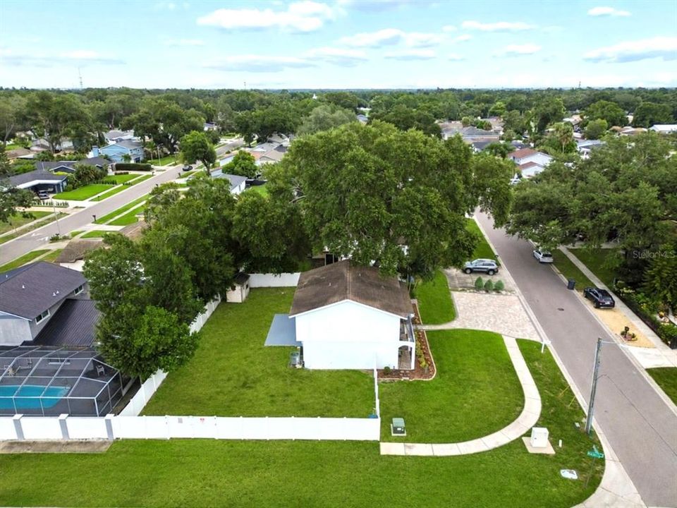 Active With Contract: $558,500 (4 beds, 2 baths, 2049 Square Feet)