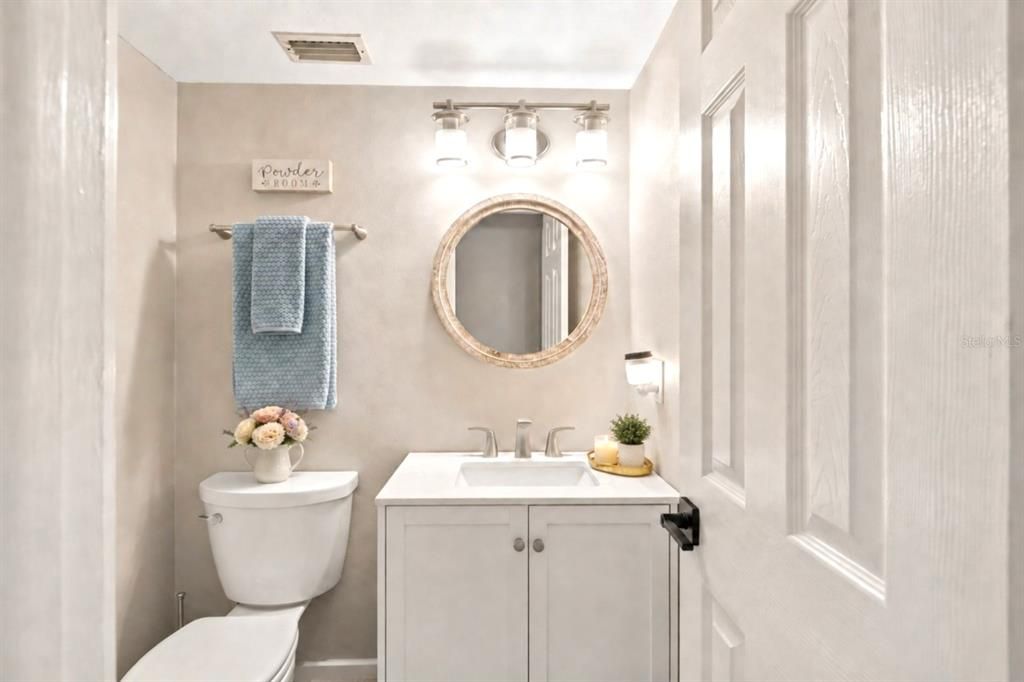 Active With Contract: $558,500 (4 beds, 2 baths, 2049 Square Feet)