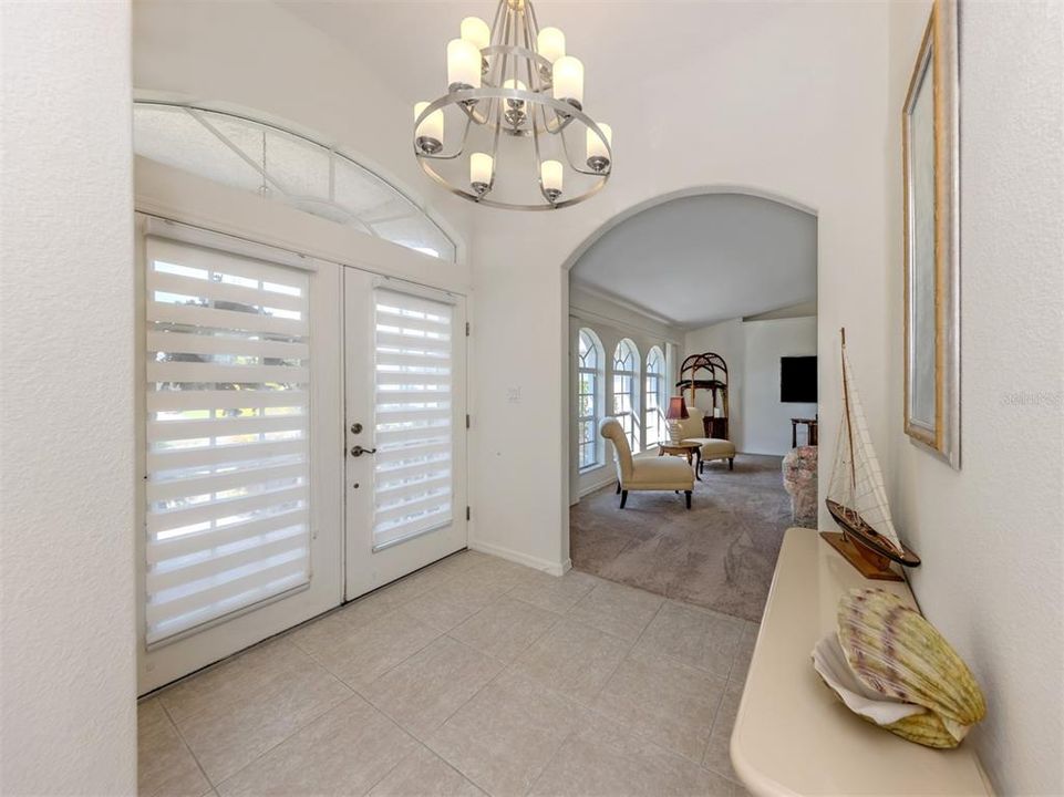 En Venta: $315,000 (3 camas, 2 baños, 2036 Pies cuadrados)