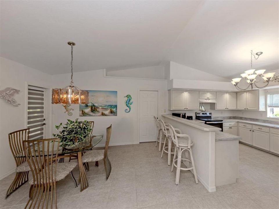 En Venta: $315,000 (3 camas, 2 baños, 2036 Pies cuadrados)