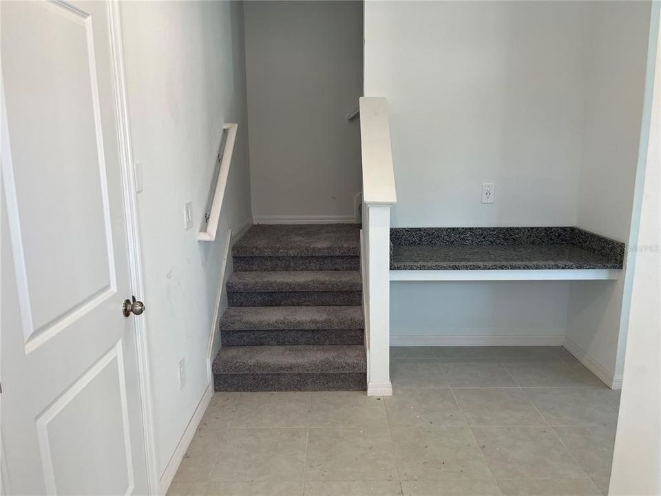 В аренду: $2,099 (3 спален, 2 ванн, 1787 Квадратных фут)