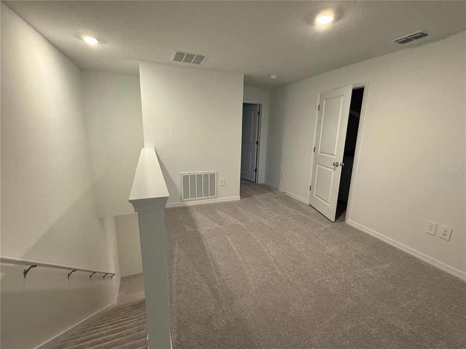 В аренду: $1,999 (3 спален, 2 ванн, 1666 Квадратных фут)