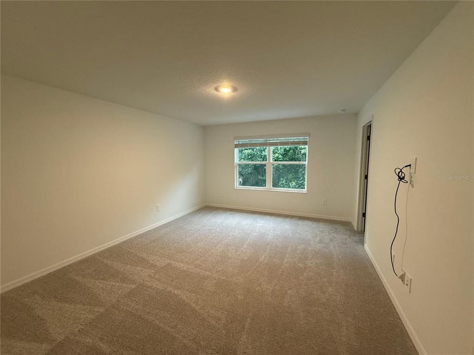 В аренду: $1,999 (3 спален, 2 ванн, 1666 Квадратных фут)