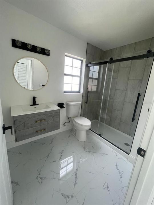 For Sale: $209,990 (2 beds, 2 baths, 1050 Square Feet)