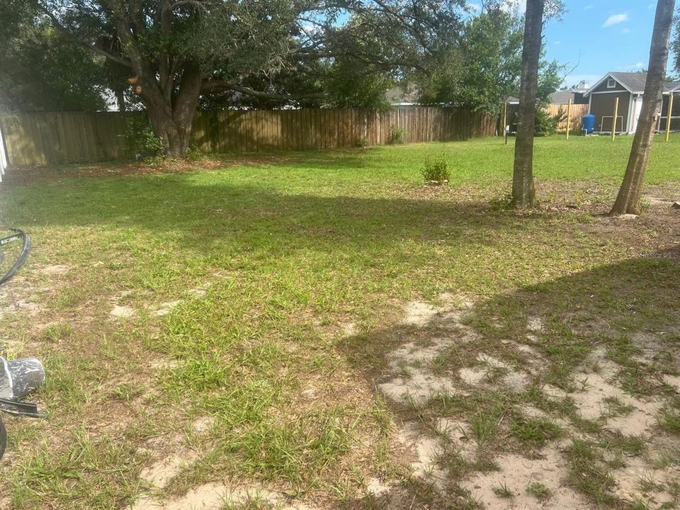 For Sale: $209,990 (2 beds, 2 baths, 1050 Square Feet)