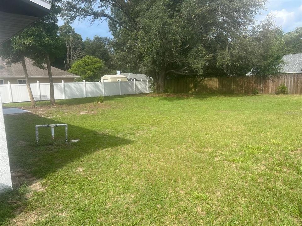 For Sale: $209,990 (2 beds, 2 baths, 1050 Square Feet)