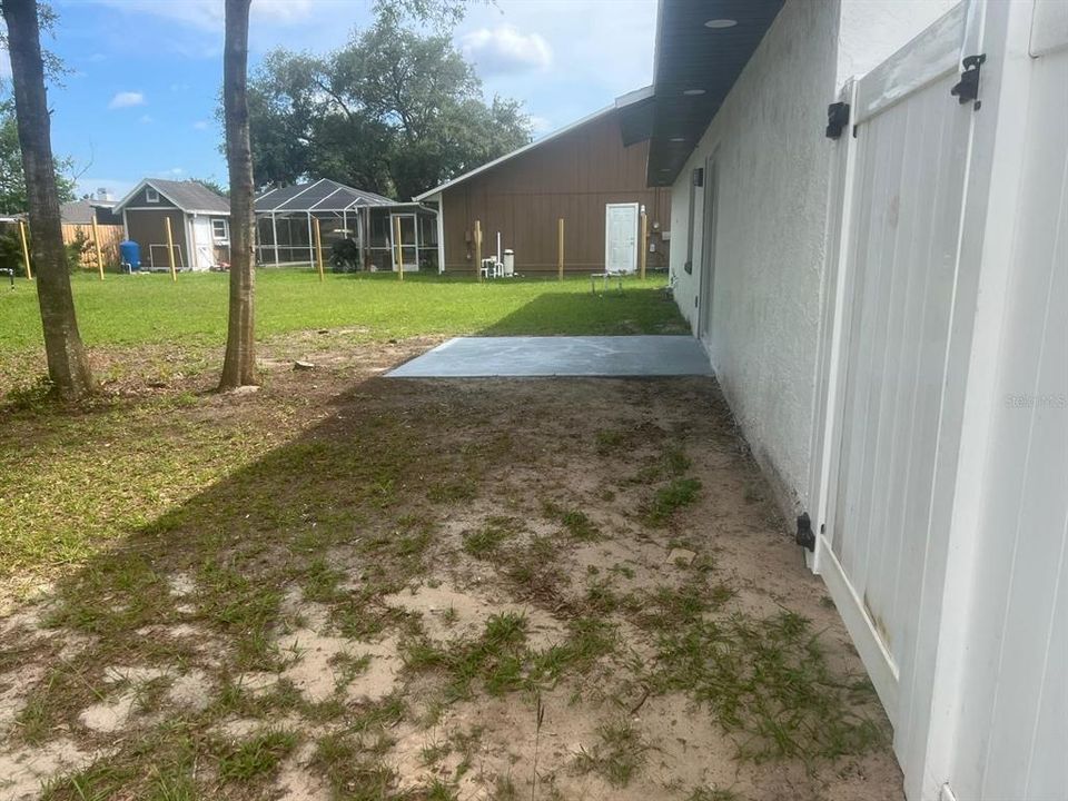 For Sale: $209,990 (2 beds, 2 baths, 1050 Square Feet)