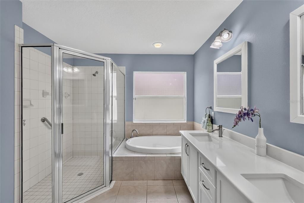 Active With Contract: $349,000 (3 beds, 2 baths, 2282 Square Feet)