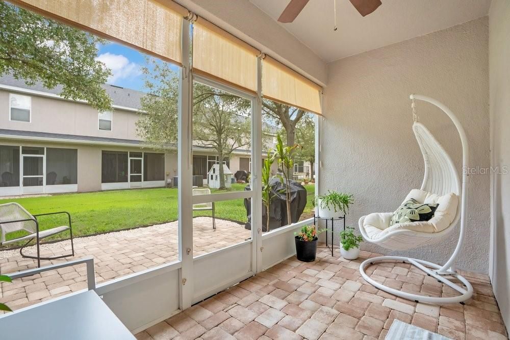 For Sale: $369,000 (3 beds, 2 baths, 1961 Square Feet)
