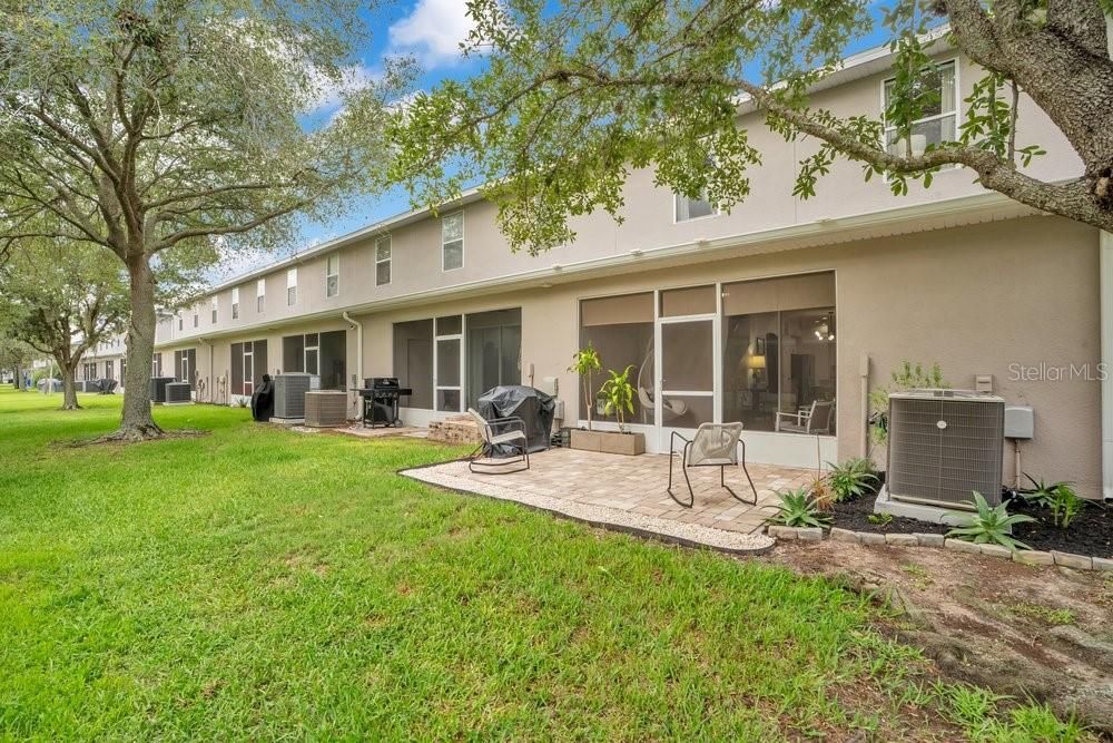 For Sale: $369,000 (3 beds, 2 baths, 1961 Square Feet)