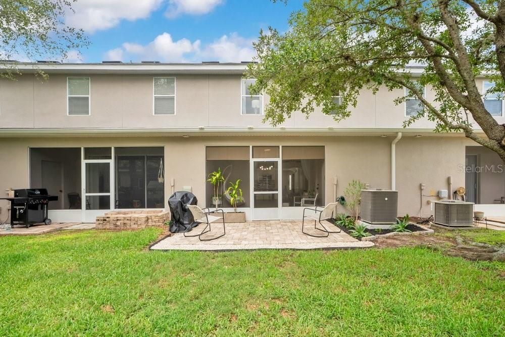 For Sale: $369,000 (3 beds, 2 baths, 1961 Square Feet)