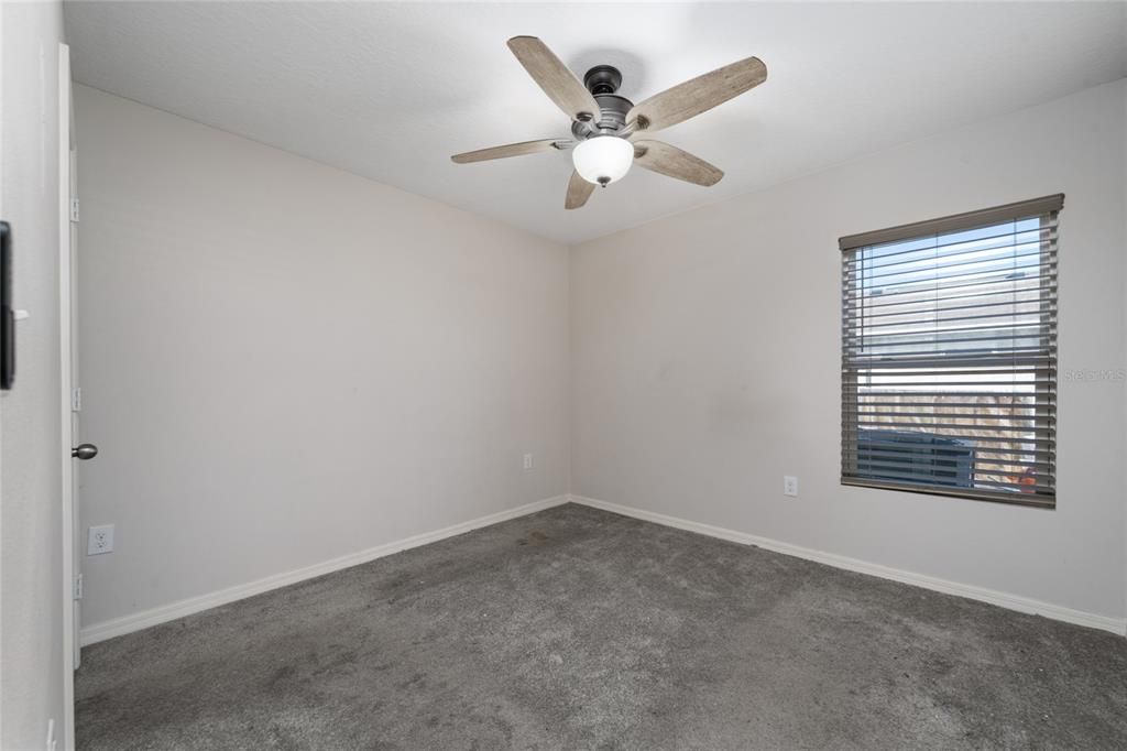 На продажу: $259,990 (3 спален, 2 ванн, 1414 Квадратных фут)
