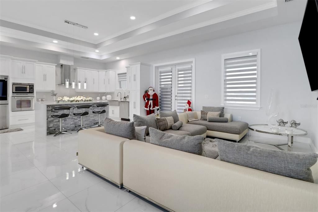 For Sale: $606,500 (3 beds, 2 baths, 1800 Square Feet)