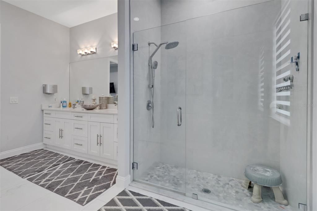 For Sale: $606,500 (3 beds, 2 baths, 1800 Square Feet)