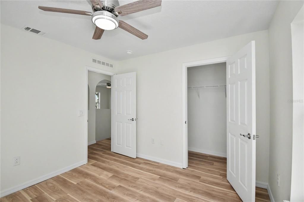 En Venta: $374,999 (3 camas, 2 baños, 2248 Pies cuadrados)
