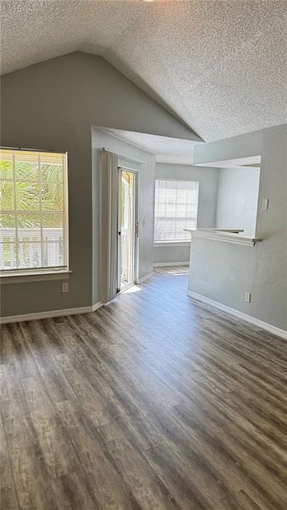 В аренду: $1,300 (1 спален, 1 ванн, 673 Квадратных фут)
