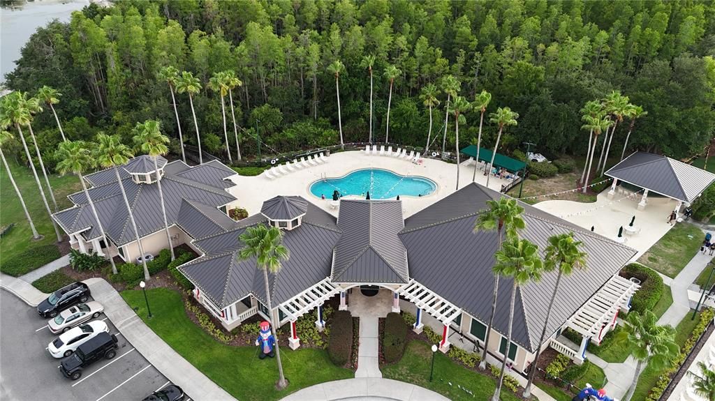 Activo con contrato: $639,000 (5 camas, 3 baños, 2918 Pies cuadrados)