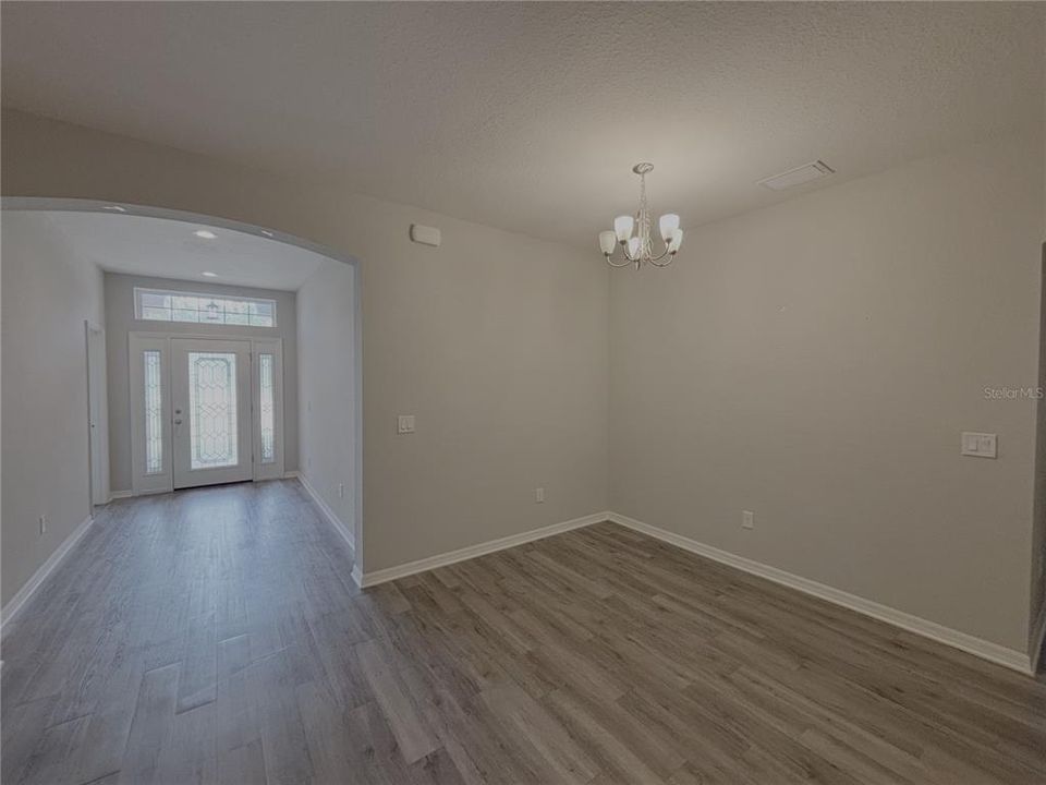 В аренду: $2,350 (4 спален, 3 ванн, 2487 Квадратных фут)
