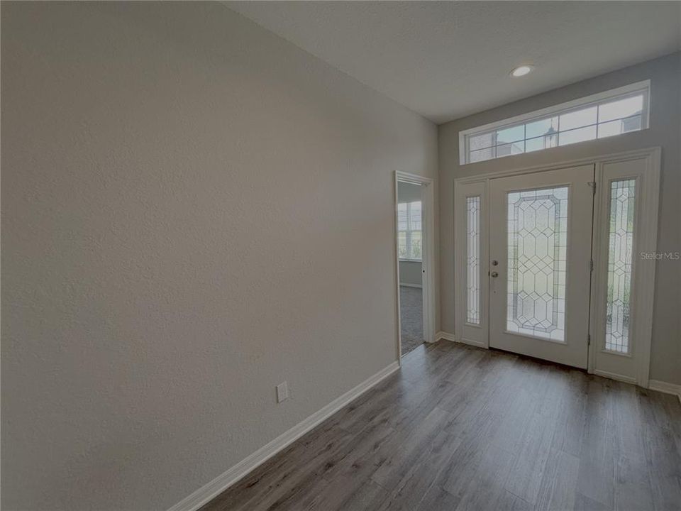 В аренду: $2,350 (4 спален, 3 ванн, 2487 Квадратных фут)