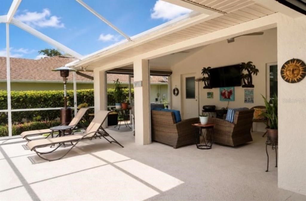 Activo con contrato: $599,500 (3 camas, 2 baños, 2041 Pies cuadrados)