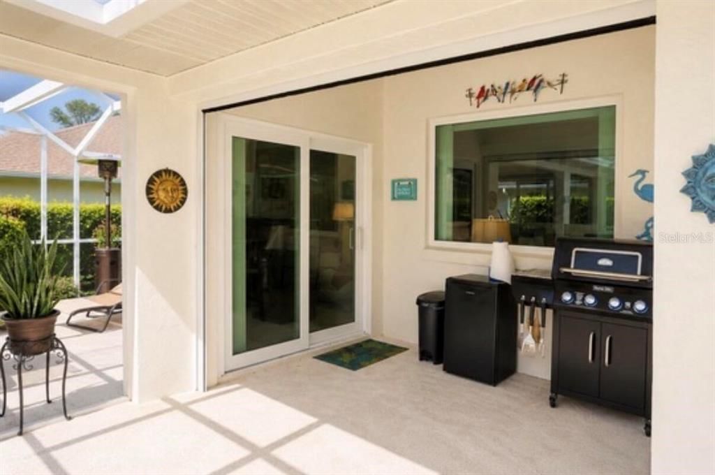 Activo con contrato: $599,500 (3 camas, 2 baños, 2041 Pies cuadrados)