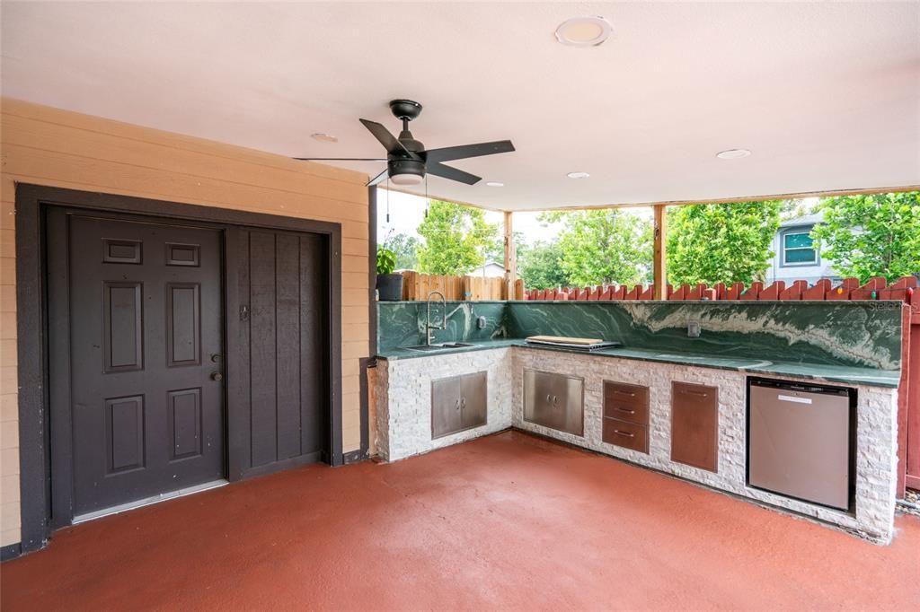 En Venta: $439,900 (3 camas, 2 baños, 1745 Pies cuadrados)