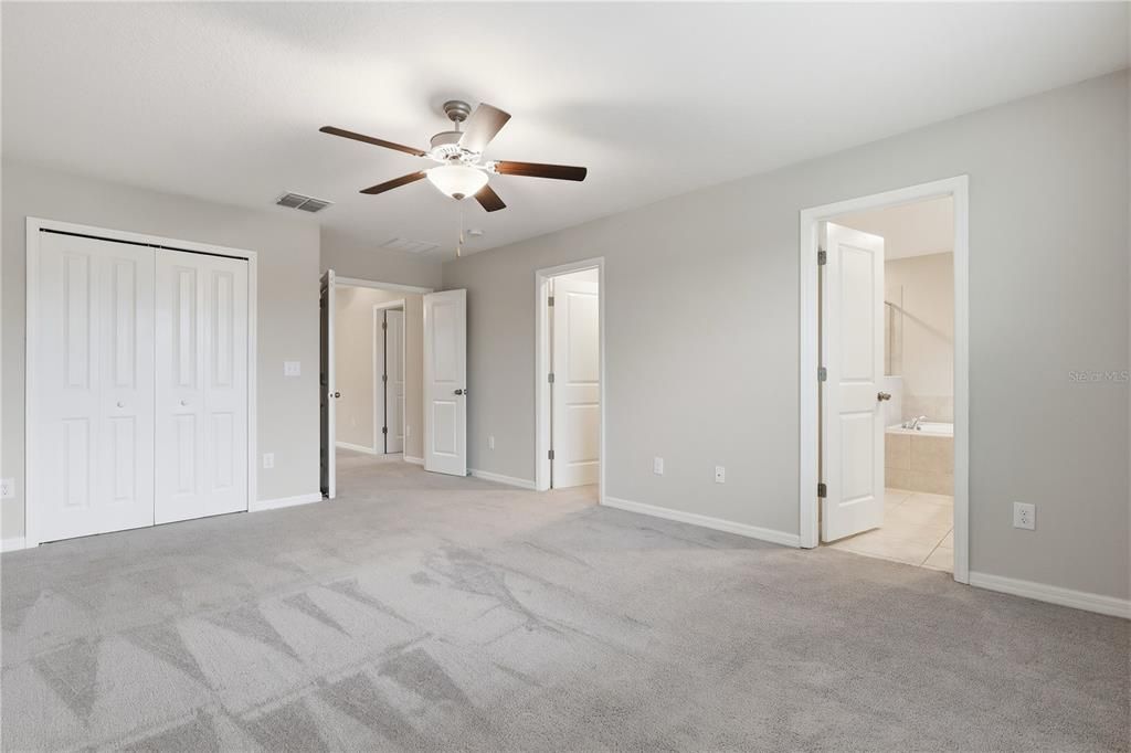 For Sale: $385,000 (4 beds, 2 baths, 2109 Square Feet)