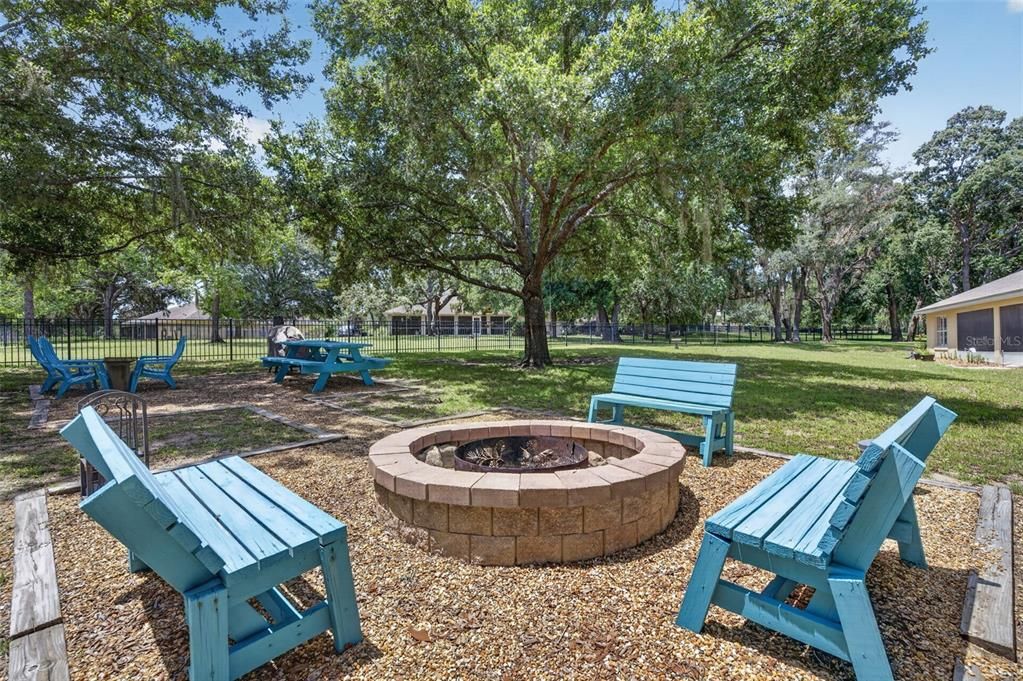 For Sale: $515,000 (4 beds, 3 baths, 2545 Square Feet)