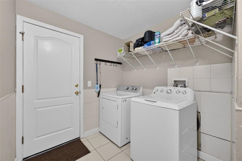 For Sale: $515,000 (4 beds, 3 baths, 2545 Square Feet)