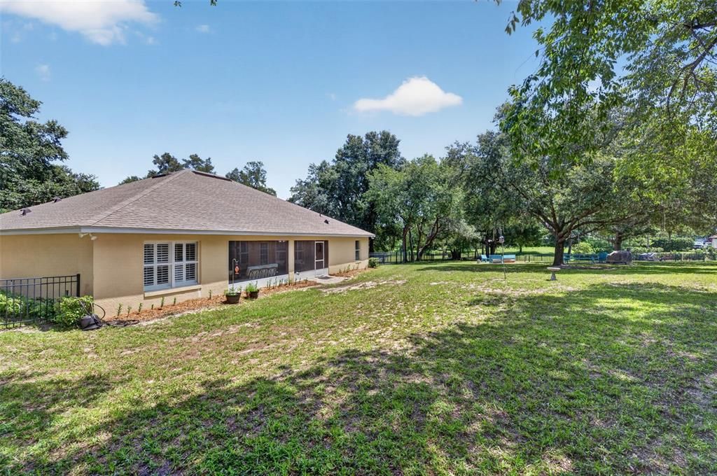 For Sale: $515,000 (4 beds, 3 baths, 2545 Square Feet)