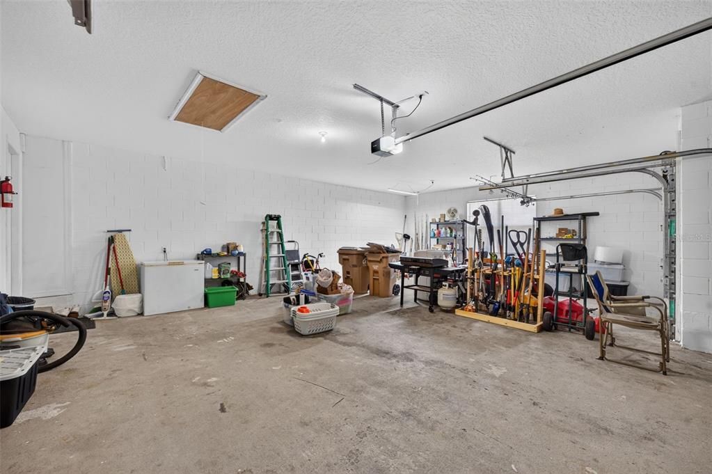 For Sale: $515,000 (4 beds, 3 baths, 2545 Square Feet)