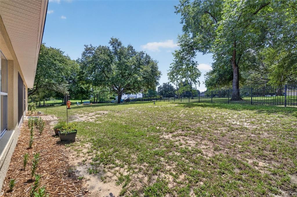 For Sale: $515,000 (4 beds, 3 baths, 2545 Square Feet)