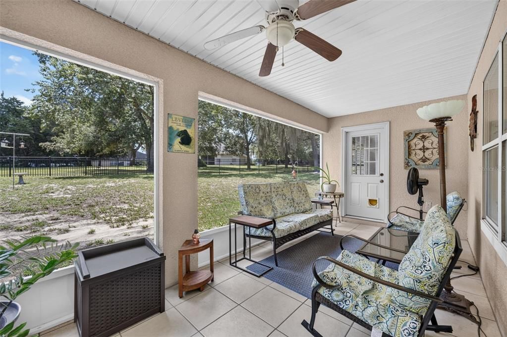 For Sale: $515,000 (4 beds, 3 baths, 2545 Square Feet)
