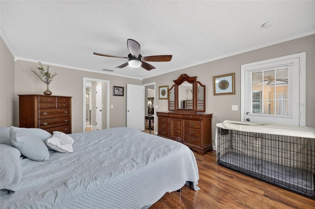 For Sale: $515,000 (4 beds, 3 baths, 2545 Square Feet)