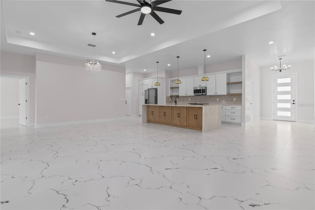 На продажу: $584,999 (4 спален, 3 ванн, 2450 Квадратных фут)