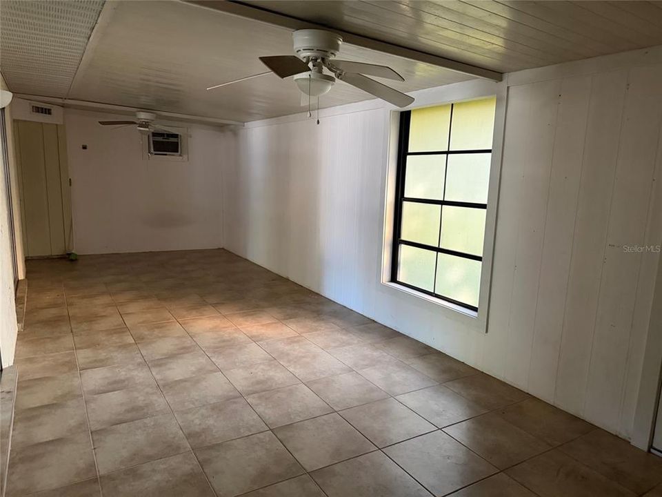 В аренду: $2,195 (2 спален, 2 ванн, 1568 Квадратных фут)