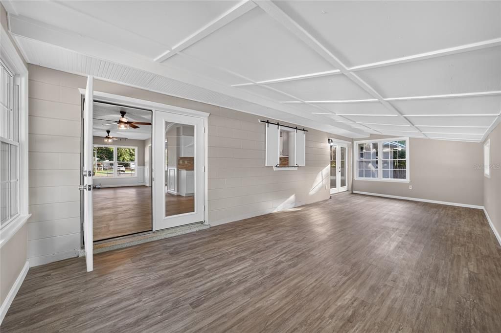 For Sale: $274,900 (3 beds, 2 baths, 1608 Square Feet)