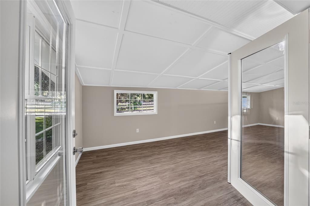 For Sale: $274,900 (3 beds, 2 baths, 1608 Square Feet)