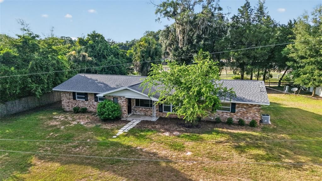 For Sale: $274,900 (3 beds, 2 baths, 1608 Square Feet)