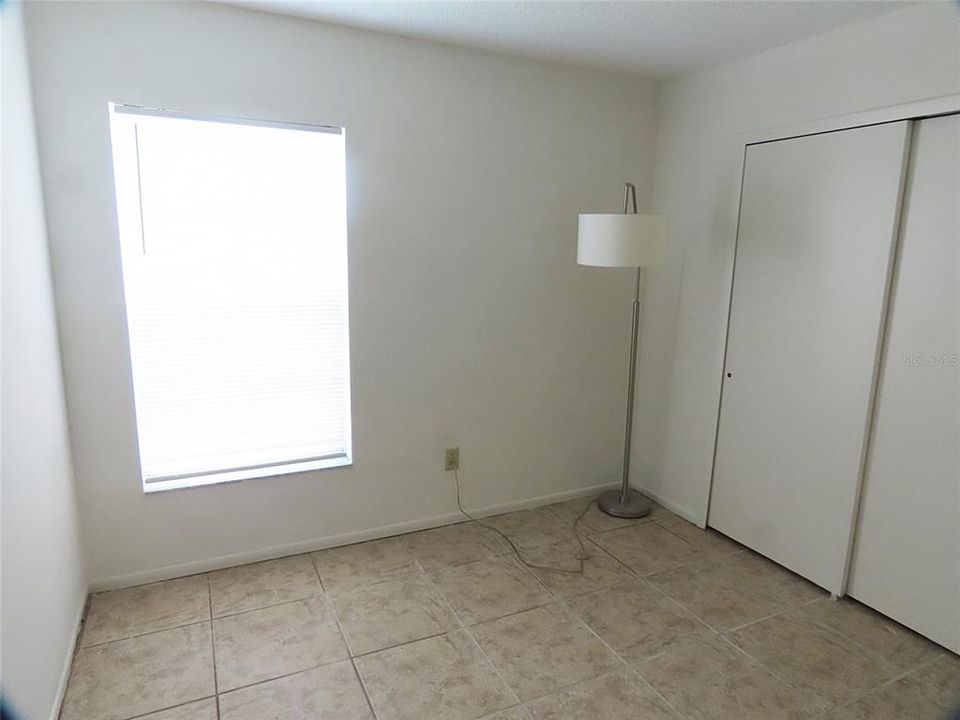 В аренду: $1,600 (2 спален, 2 ванн, 912 Квадратных фут)